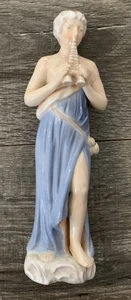 Vintage Roman style figurine of a man playing a flute - Picture 1 of 7