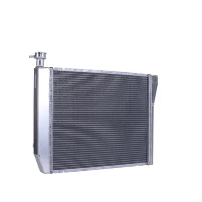 94 Radiator for Chevy Astro 1985-90 GMC Safari 1985-90 3055070 52450558 52450559 - Image 1 of 4