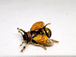 FLY BROOCH WITH BALTIC AMBER - Picture 1 of 5