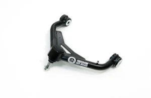 Brazo de control superior delantero Freedom elevación de 2-4" para Silverado Sierra 1500 2500 3500 - Imagen 1 de 3
