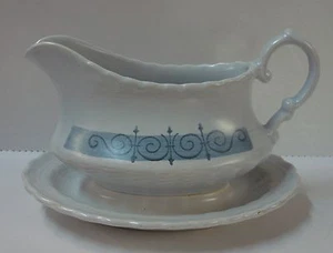 Metlox CASTILE Gravy Boat VERNON VERNONWARE More Items Available - Picture 1 of 3