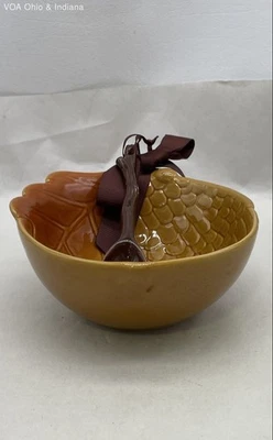 Prato de cerâmica bolota doce com colher Hallmark - Imagem 1 de 4