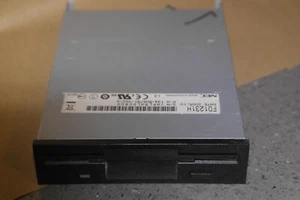 FD1231H NEC Beige Floppy Disk Drive 3.5" 1.44 MB FDD black - Afbeelding 1 van 4