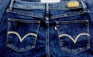 Levi's 512 Womens Perfectly Slimming Boot Cut Dark Wash 28w x 28L Black Label - Imagen 1 de 11