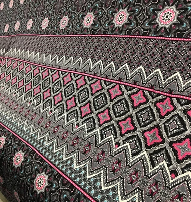 Tejido tejido jersey elástico rayón horizontal grande estampado floral turco 9 oz Foto 1 de 4