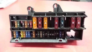FUSE BOX UNDER DASH  FITS 03-08 BMW 760i 131906 - Picture 1 of 12