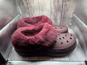 Zueco Crocs Hombre Cereza Oscura Furever Crush Forrado Talla 12 - Imagen 1 de 13