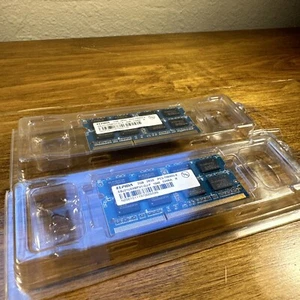 ELPIDA 2GB 2Rx8 PC3-10600S-9 RAM SODIMM Laptop memory - Lot of 2 - Picture 1 of 3