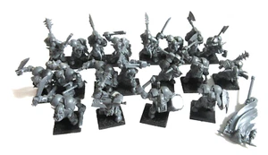 Warhammer Orcs Orruk Ardboyz 19 with Command magnetic bases - Picture 1 of 3