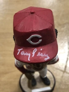 TONY PEREZ firmato autografo BOBBLEHEAD CINCINNATI REDS 2005 - Foto 1 di 6