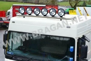 Barra de techo + luces puntuales para camión delantero de acero inoxidable cromo Volvo FE 06 - 13 - Imagen 1 de 11
