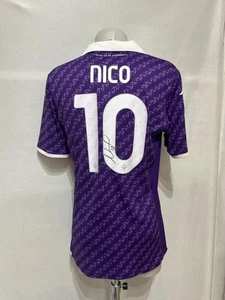 Maglia ufficiale ACF Fiorentina AUTOGRAFATA Conference League 2023/24: NICO - Foto 1 di 5