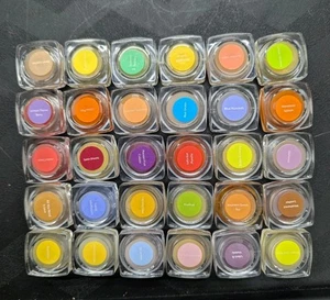 SCENTSY Lot of 30 Mix Wickless Wax 1" Melts Samples Testers Mix Variety New - Picture 1 of 3