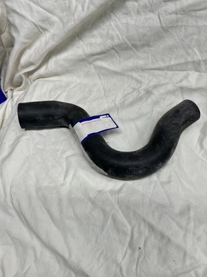 沃尔沃 C70 S70 V70 Radiator 冷却软管 1335433 — 第 1/3 张图片