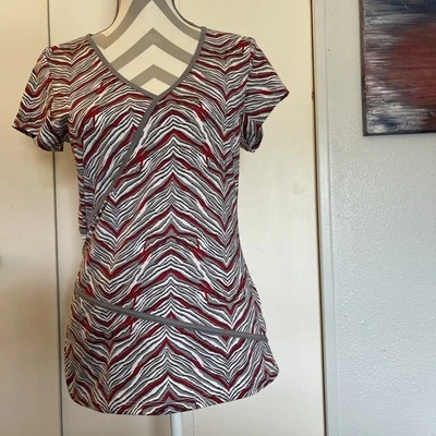 Women’s Eleven Top Size Medium Scrub Top Stretch Waist Vneck Gray Red White Sz M - Image 1 of 4