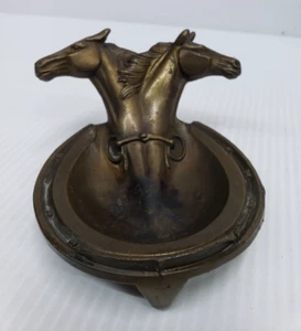 Vintage K&Q Co. Horseshoe Brass Horses Heads Ashtray Pipe Stand 4.5 Inch - Picture 1 of 6