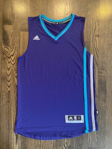 Vintage Adidas CHARLOTTE HORNETS Blank Jersey Small S Cover