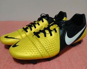 botines nike ctr360