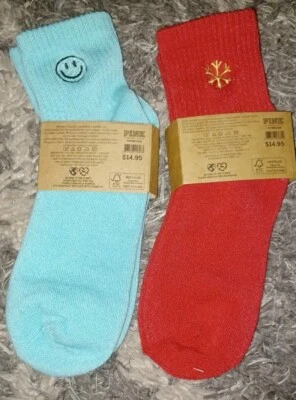 VS ROSA 2 pares de calcetines bordados cuarto nuevos rojos y como nuevos  Foto 1 de 2