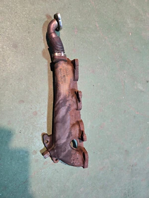 a6511420701 colector de escape diésel Mercedes-Benz Sprinter W906 2015 Foto 1 de 4