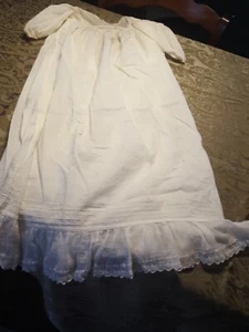 ANTIQUE VINTAGE BABY'S CHILD'S HANDMADE WHITE COTTON EMBROIDERED LACE 32" DRESS - Picture 1 of 6