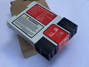 BANNER SAFETY RELAY MODULE ES-FA-9AA emergency stop switch sensor interlock 24v - Picture 1 of 5
