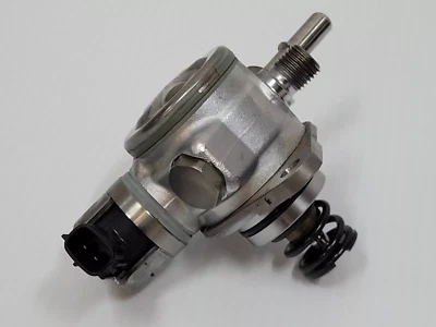 Bomba de combustible motor de alta presión Ford Focus 2012 2,0 L CM5E-9D376-BE Foto 1 de 4