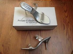 Private Collection By Dyeables Silver Vinyl Sz. 7.5 Slip On Heel Shoes Pumps NIB - Picture 1 of 4
