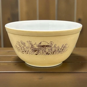 AS IS Pyrex Mixing Bowl 402 Forest Fancies Mushrooms 1-1/2 1.5 Qt - Picture 1 of 15