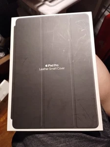 Apple Ipad Pro 10.5 Inch Leather Smart Cover Black MPUD2ZM/A Genuin OEM - New - Photo 1/2