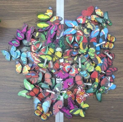 Plastic Butterfly Hair Clips Over 70 Included - Image 1 of 4