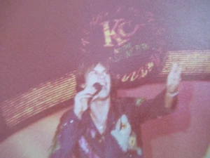 Lote de 52 FOTOS ORIGINALES CONCIERTO KC & THE SUNSHINE BAND y tomas personales 1975-77 - Imagen 1 de 11