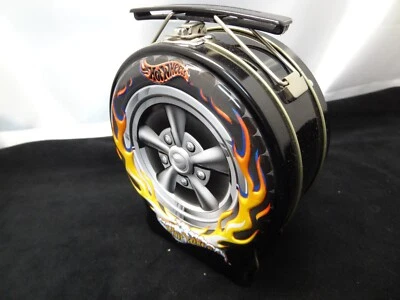 Estuche de transporte de hojalata para neumáticos flamesantes Mattel Hot Wheels 2001 contenedor de chocolate de 6" #452 Foto 1 de 4