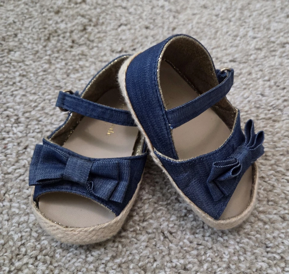 Kate Spade Baby Girl 9-12m Sandals Shoes Denim & Gold - Image 1 of 4