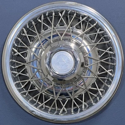 ONE 1981-1983 AMC Concord / Spirit # 141 14" Wire Hubcap Wheel Cover # J3239914 - Image 1 of 4