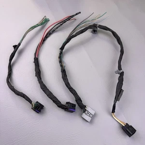 2010-2015 Cadillac SRX Tailgate Liftgate Gate Door Control Module Wiring Plugs - Picture 1 of 19