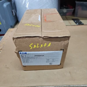 Eaton DH222FGK 2-P 60A 240V Heavy Duty Fusible Disconnect Switch NEMA 1 Indoor - Picture 1 of 4