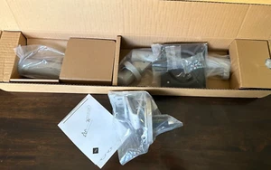 Herman Miller CBS FLO Dynamic Monitor Arm Mount WITH DESK CLAMP - Picture 1 of 7