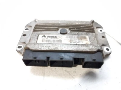 8200321263 centralina motore per RENAULT MEGANE II CLASSIC BERLINA CONFORT - Immagine 1 di 4