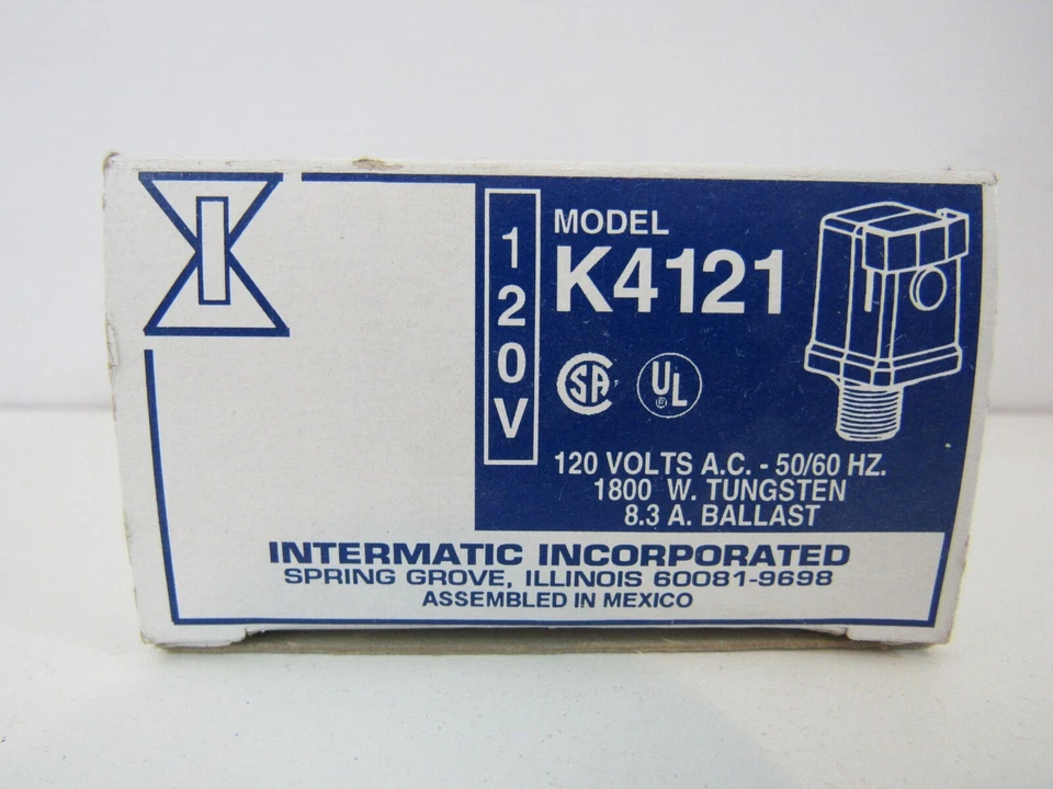 Intermatic K4121 120-volt Stem Mount Photocontrol