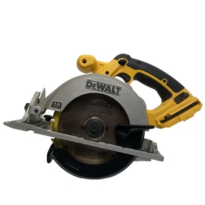 DEWALT DC390B 18V Cordless 6-1/2" Circular Saw – w/ Carbide Blade - Picture 1 of 13