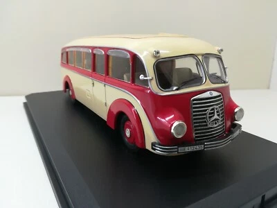 Mercedes Benz LO 3500 Stromlinienbus - 1936 - Premium ClassiXX'S 1:43 - Immagine 1 di 4