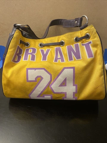 Kobe Bryant #24 Kgadi Los Angeles Lakers Purse Plus Poster Cover