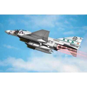 Academy 12356 - US Marines F-4J Phantom II Fighting Shamrocks 1:48 Model Kit - Picture 1 of 9