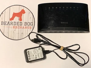 D-Link DES (DES-1008E) 8-Ports External Switch, w/power cord - Picture 1 of 4