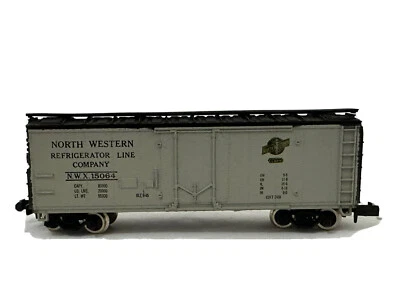 Con-Cor  N Scale 40’ STL Refrigerator Car CNW North Western Refrigerator Line N - Image 1 of 4