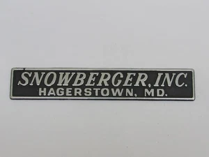 Vintage Snowberger Oldsmobile Hagerstown Maryland Metal Dealer Badge Emblem Tag - Picture 1 of 2