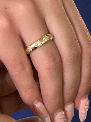 14K Solid Gold Flower Lab Grown Diamond Wedding Band Floral Wedding Band for Her - Image 1 of 4