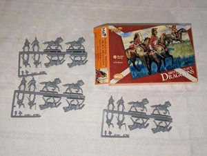 HAT 1/72 Scale British heavy Dragoons Napoleonic Era Soldiers - Picture 1 of 4