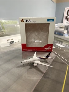 Herpa 1:500 Thai Airways 787-9 Diecast Model - Picture 1 of 1